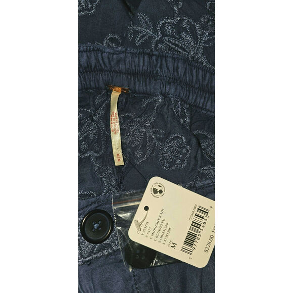 New FREE PEOPLE Easy Love Embroidered Pull-On Pants $228 MEDIUM Midnight Rain - Picture 5 of 5
